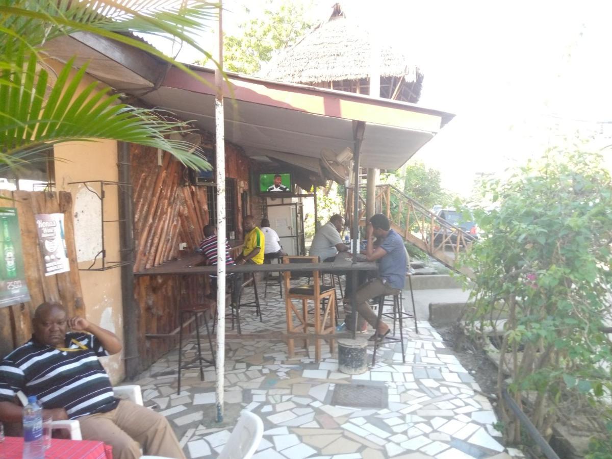 Kicec Bar And Guest House Airport Dar es Salaam Buitenkant foto