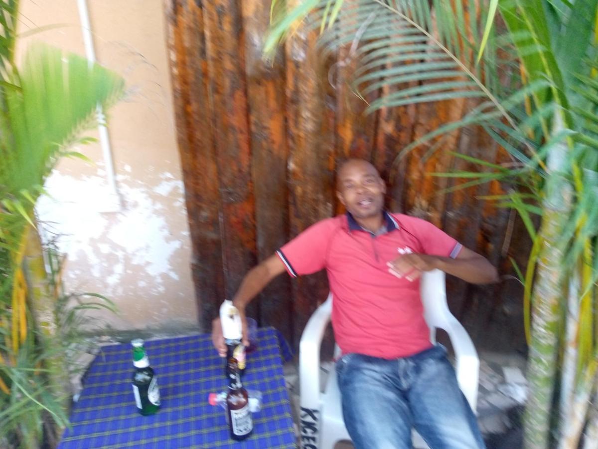 Kicec Bar And Guest House Airport Dar es Salaam Buitenkant foto